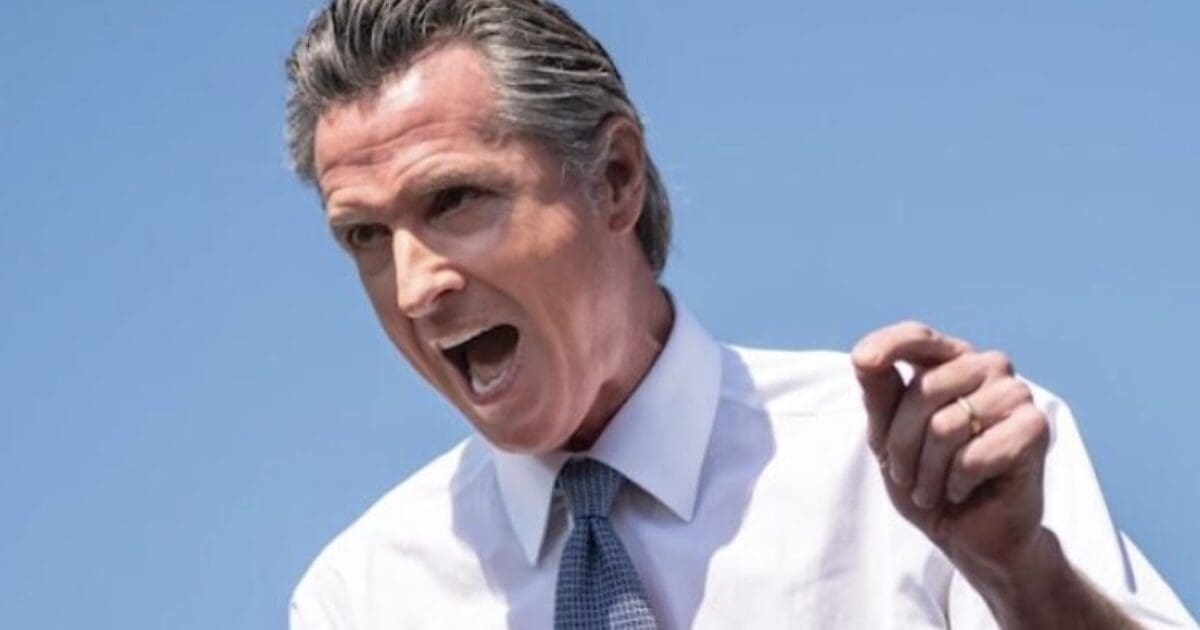 Ninth Circuit Strikes Down California Law Requiring ICE Officers to Show ID