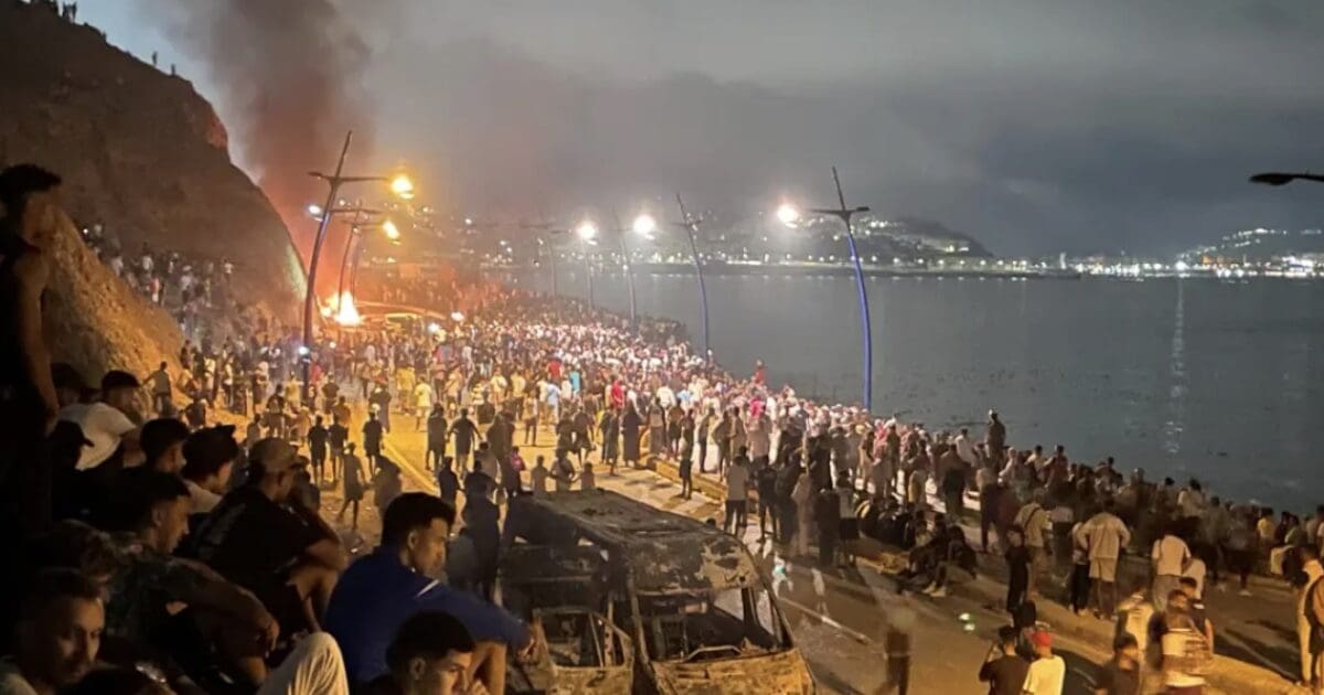 Spain Invaded By Tens of Thousands of Muslim Migrants, Running Amok Looting Stores, Home Invading